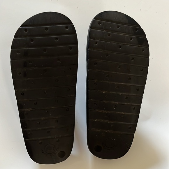 Boys Gap sandals - Picture 3 of 4
